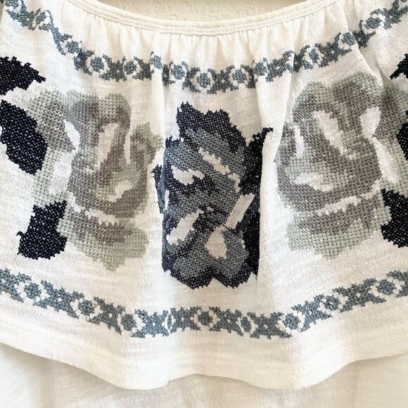 Free People To The Left Blouse Off Shoulder Ruffle Embroidered Ivory Blue Sz XS - Picture 4 of 12